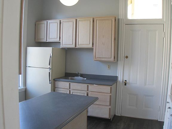 4th image of 1377 Fulton St APT 4