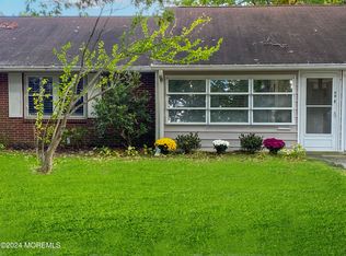 59 Buckingham Dr, Lakewood, NJ