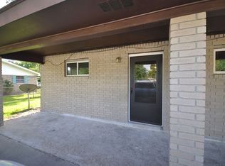 591 Lejuanta St, Lake Charles, LA 70611