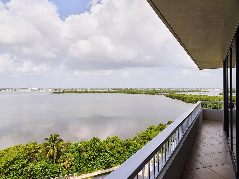 5550 N Ocean Dr #9D — Photo 11