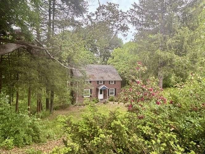 1st image of 76 Summer Ave