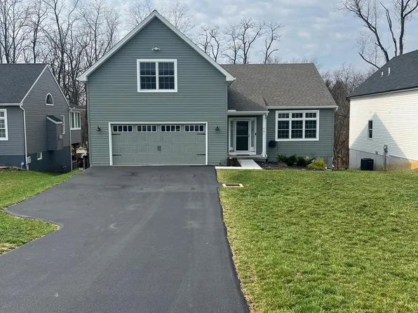 461 Kelker St, Oberlin, PA 17113