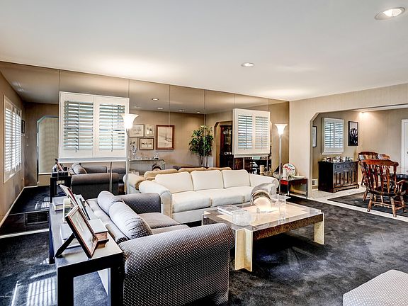 3rd image of 852 Somerset Drive