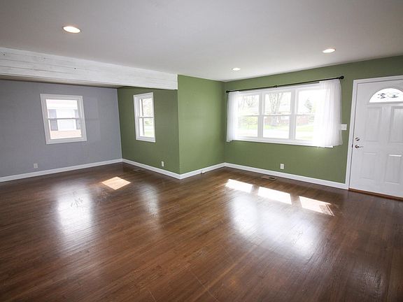 4th image of 1929 N Bolton Ave