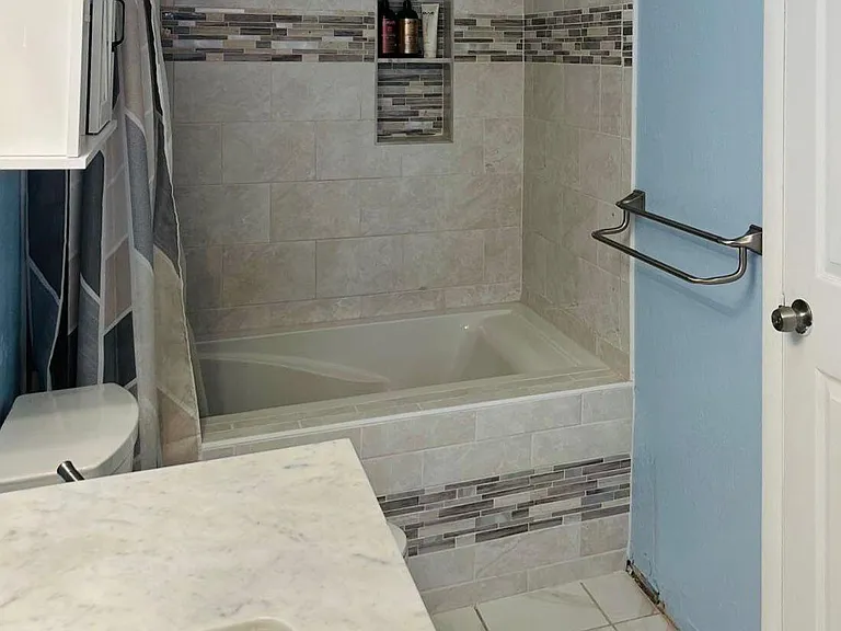 11329 W Duluth Ave — Photo 24
