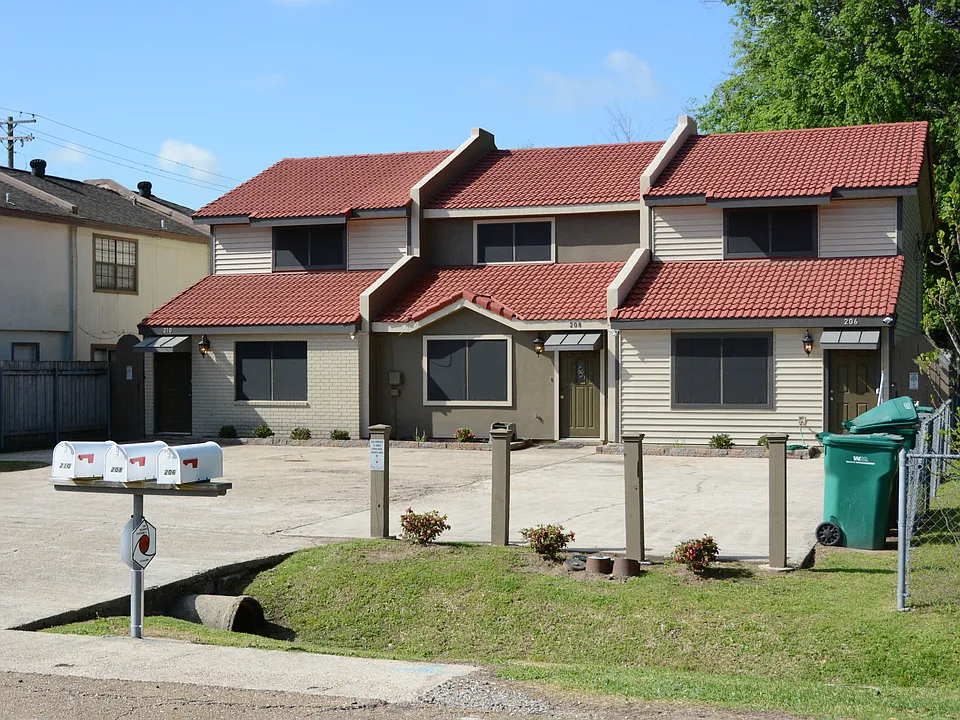 Building Photo 3