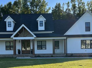 2403 Cleveland Rd, Smithfield, NC 27577