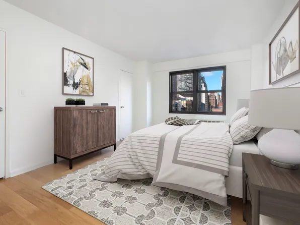 240 East 76th Street image 9 of 12