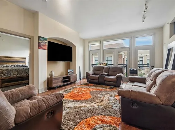 1901 Post Oak Blvd APT 4104, Houston, TX 77056