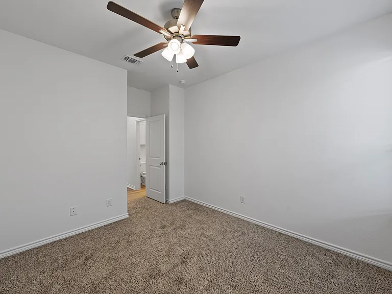 7310 Caladium Dr — Photo 16