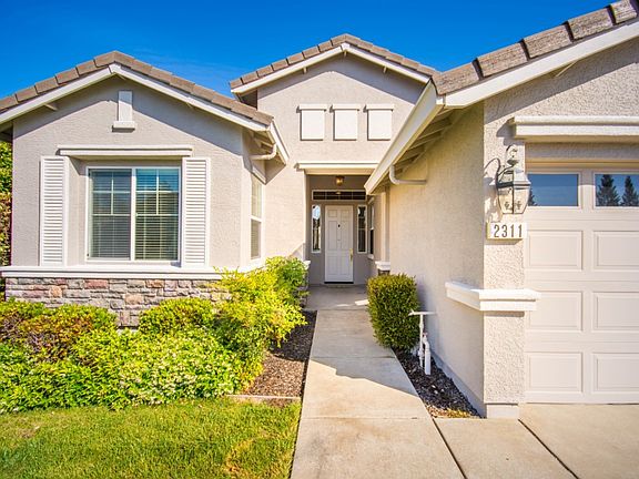 2nd image of 2311 Petruchio Way
