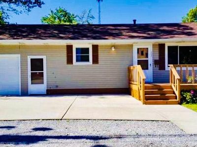 207 E High St, Troy, IL, 62294