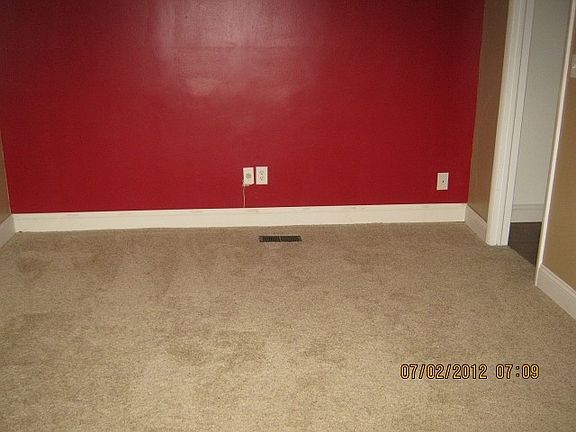 3rd image of 10805 E 24th St