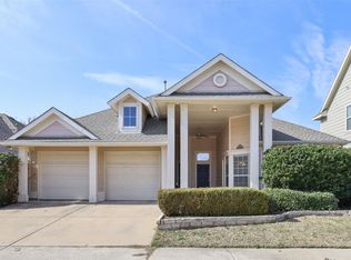 1305 Stone Mountain Pkwy, Aubrey, TX 76227
