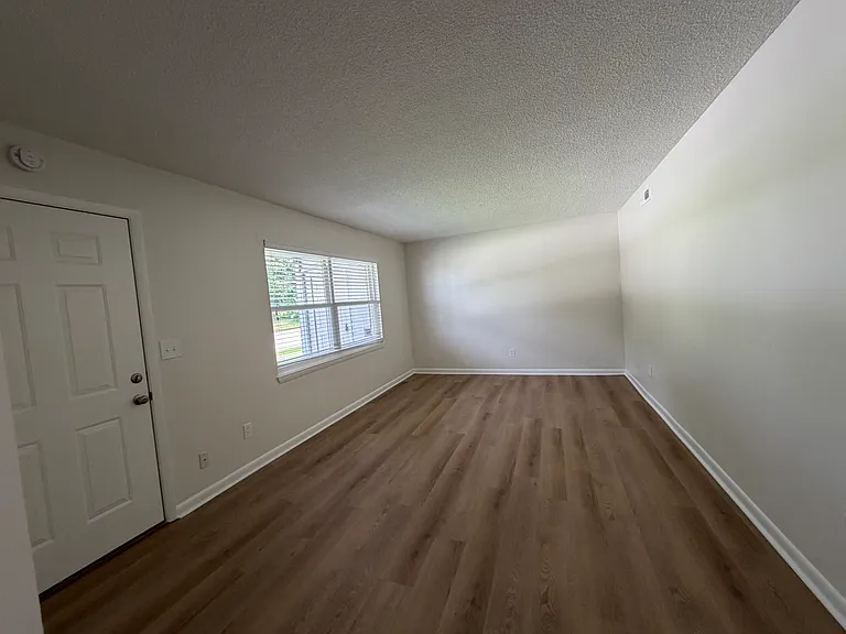 10290 Pleasant View Dr #1 — Photo 2
