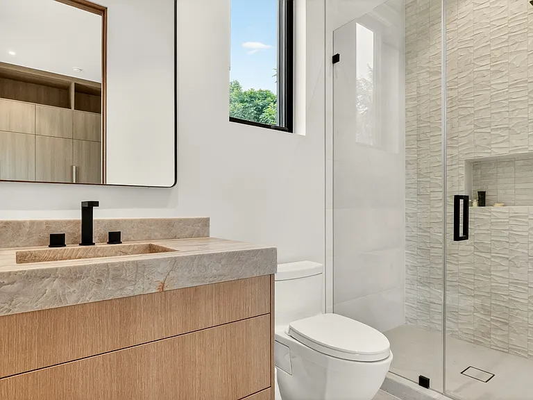 5728 Calvin Ave #1/2 — Photo 10