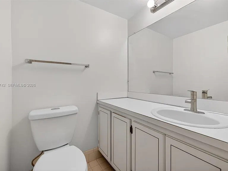 3100 W Rolling Hills Cir #303 — Photo 37