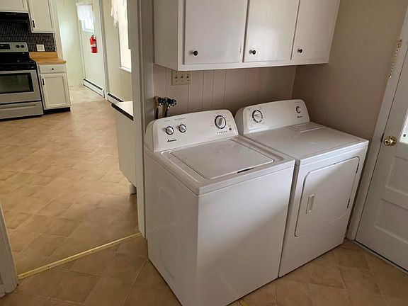 3rd image of 191 Cummings St