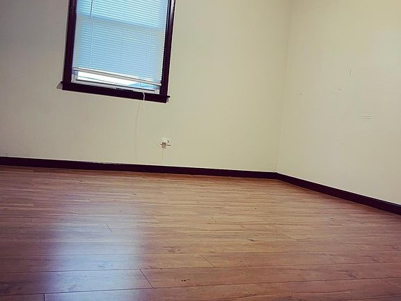 5th image of 5235 S Long Ave House 1