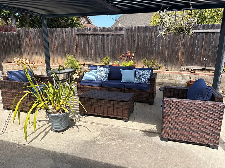 76 Warwick Pl — Photo 8