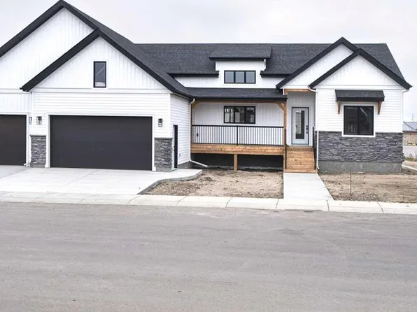 6017 NW 13th St, Lloydminster, AB T9V 3L4