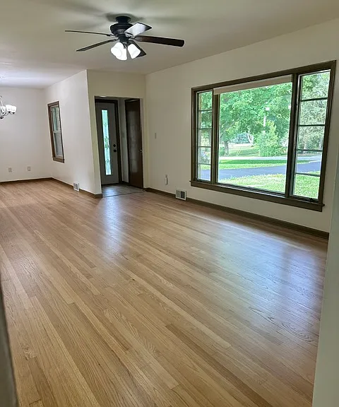 2315 S Lombardy Ln — Photo 6