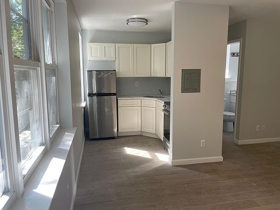 2nd image of 290 N Railroad Ave APT 1B