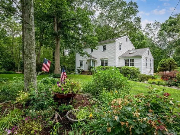 22 Redmont Road, Stamford, CT 06903