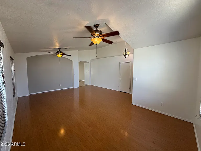 4855 W Buffalo St — Photo 4