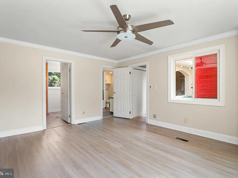 15729 Holly Grove Rd — Photo 46