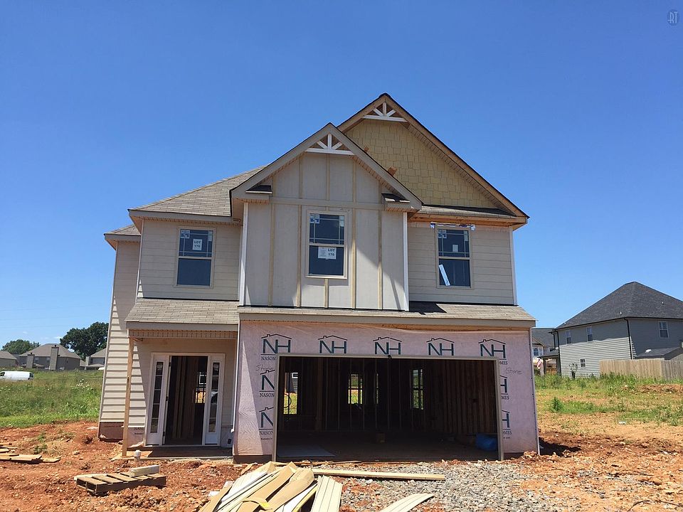 1st image of 176 West Dr