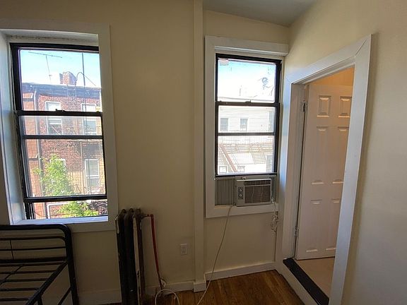 5th image of 383 Grove St #10