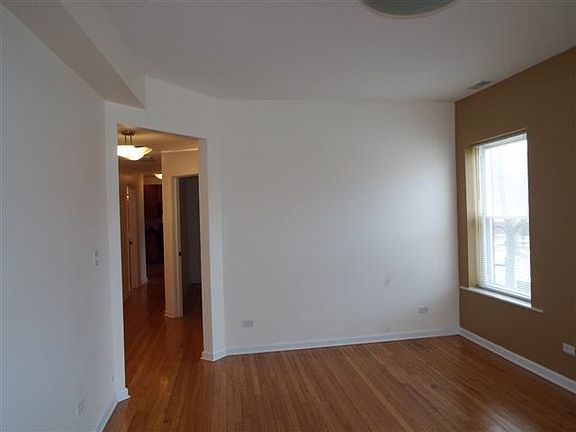 4th image of 7400 S Coles Ave APT 1