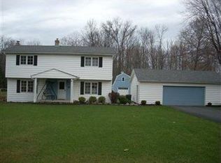 8840 Woodland Rd, Poland, OH 44514