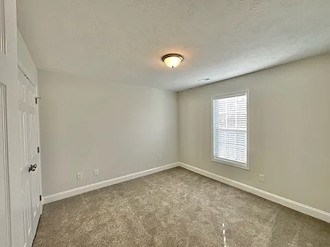 1010 Woodridge Dr #A — Photo 7
