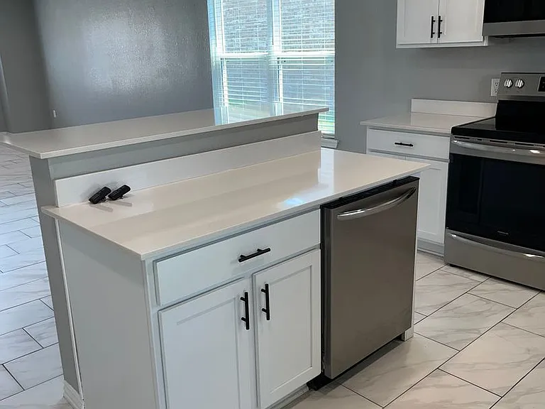 1518 Northridge Dr E — Photo 12