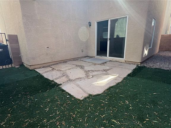 4th image of 675 Shadwell St