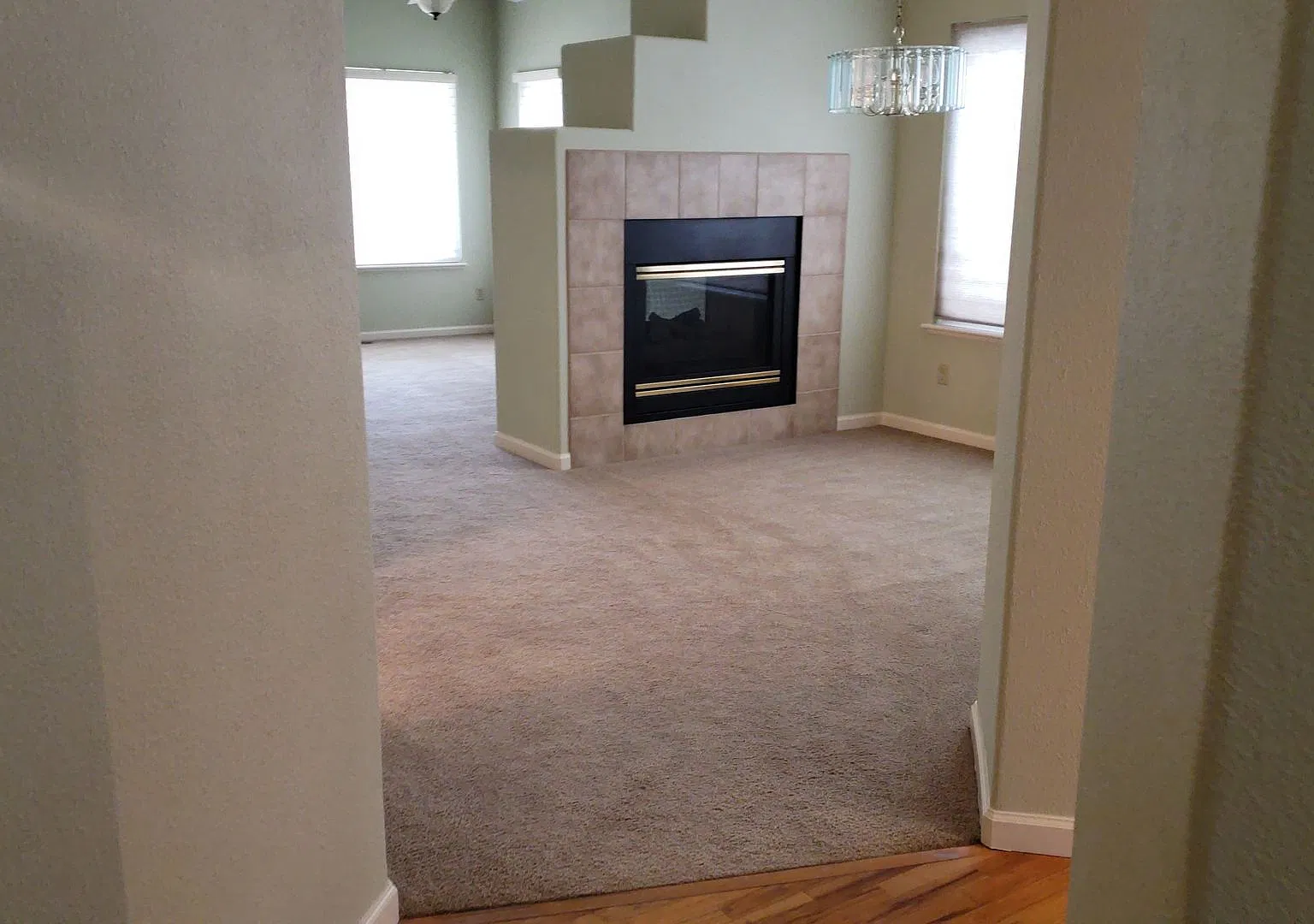 3 bed/3 bath Townhome in North Colorado Springs — Photo 3