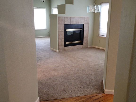 3rd image of 3970 Coral Point