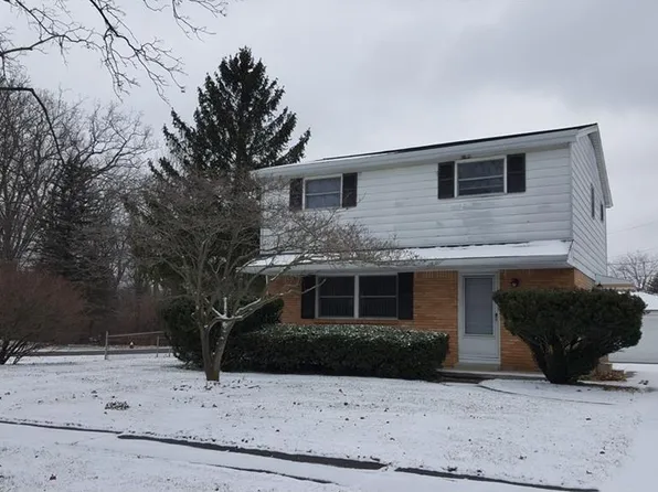 2424 Hiddenbrook Dr, Toledo, OH 43613