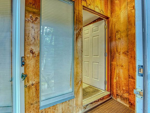 3rd image of 28 Condo Rd #1