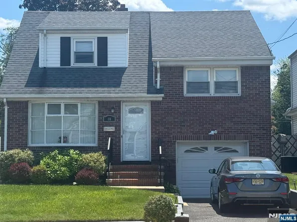 60 River Edge Rd, Bergenfield, NJ 07621