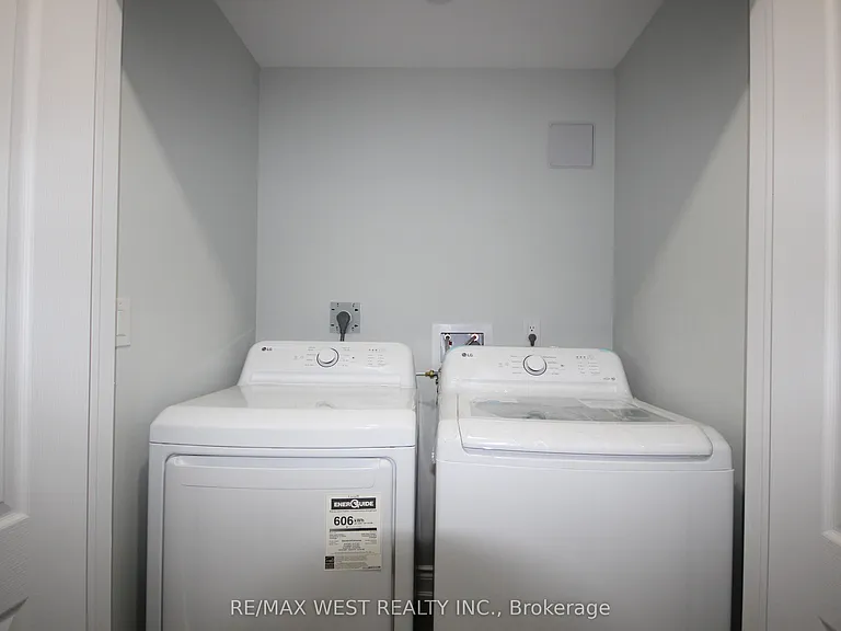 152 The Queensway #BASEMENT — Photo 15