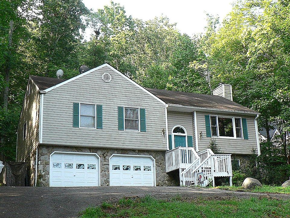 For Sale: 769 Lakeshore Terrace RD, Hardy, Virginia 24101