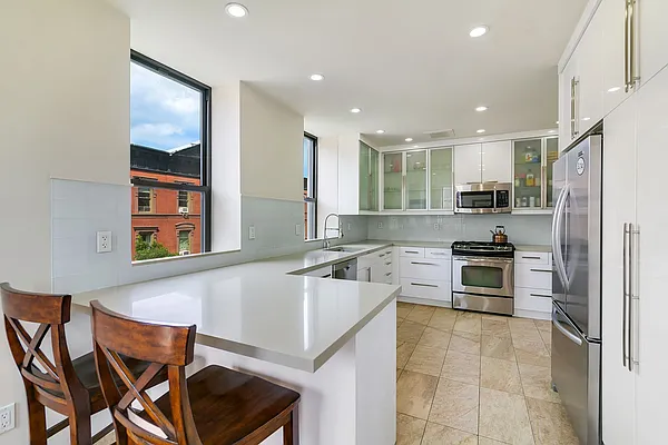 Rented by Compass | media 16