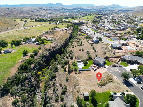 W Mount Charm Rd, Toquerville, UT 84774