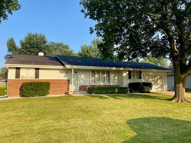 1st image of 2135 N Sumac Dr