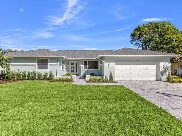 1053 Serpentine Dr S, Saint Petersburg, FL 33705