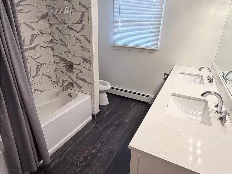 216 Maple Ave — Photo 25