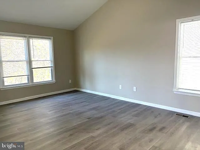 1018 Willowleaf Way — Photo 14